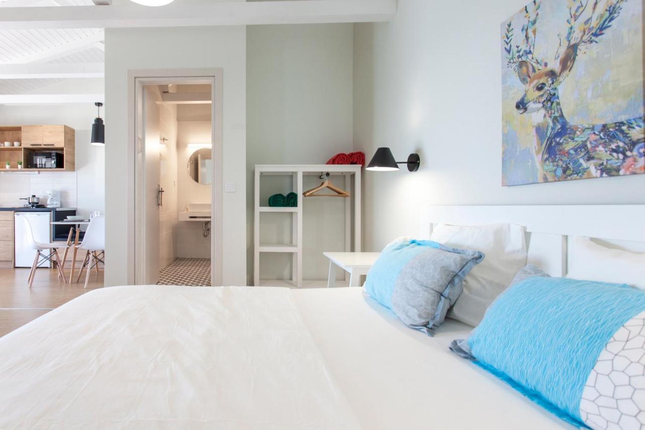 Ligia Waterfront Apartments Exterior photo